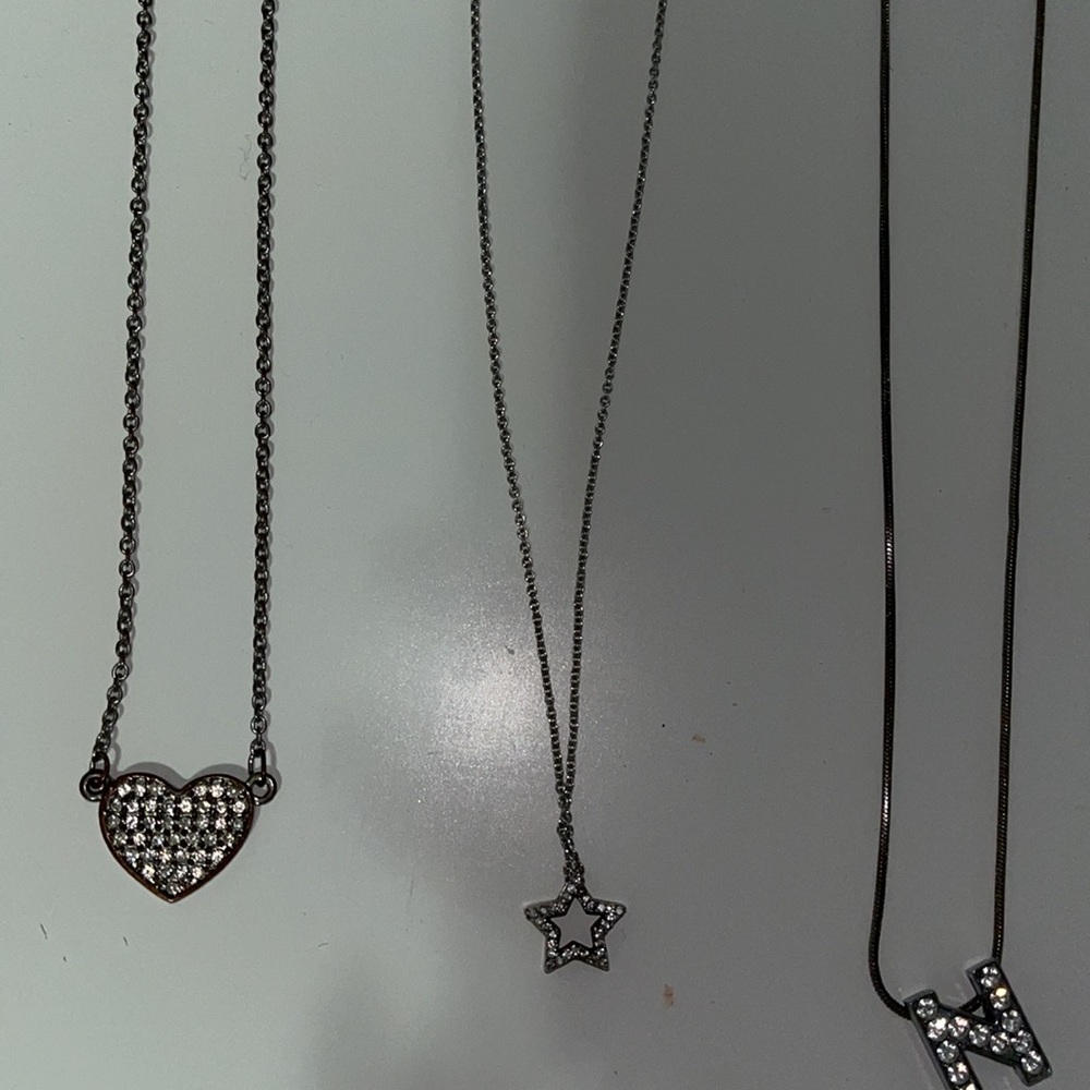 Necklaces - Picture 4 of 5
